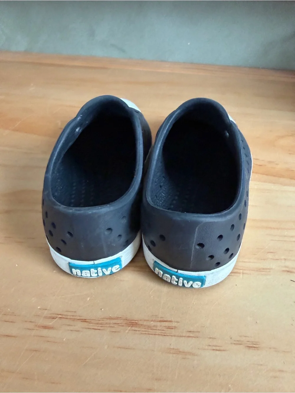 Native Shoes Jefferson toddler Slip-On Black size 8